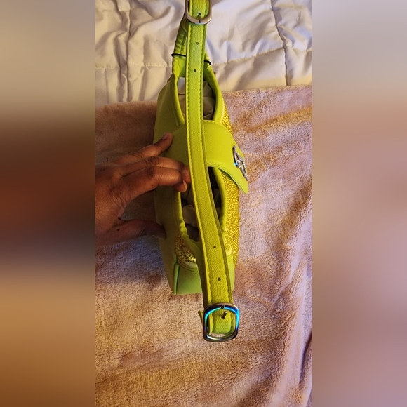 Cyber Lime Shoulder Steve Madden Bedazzled Purse - Picture 2 of 11